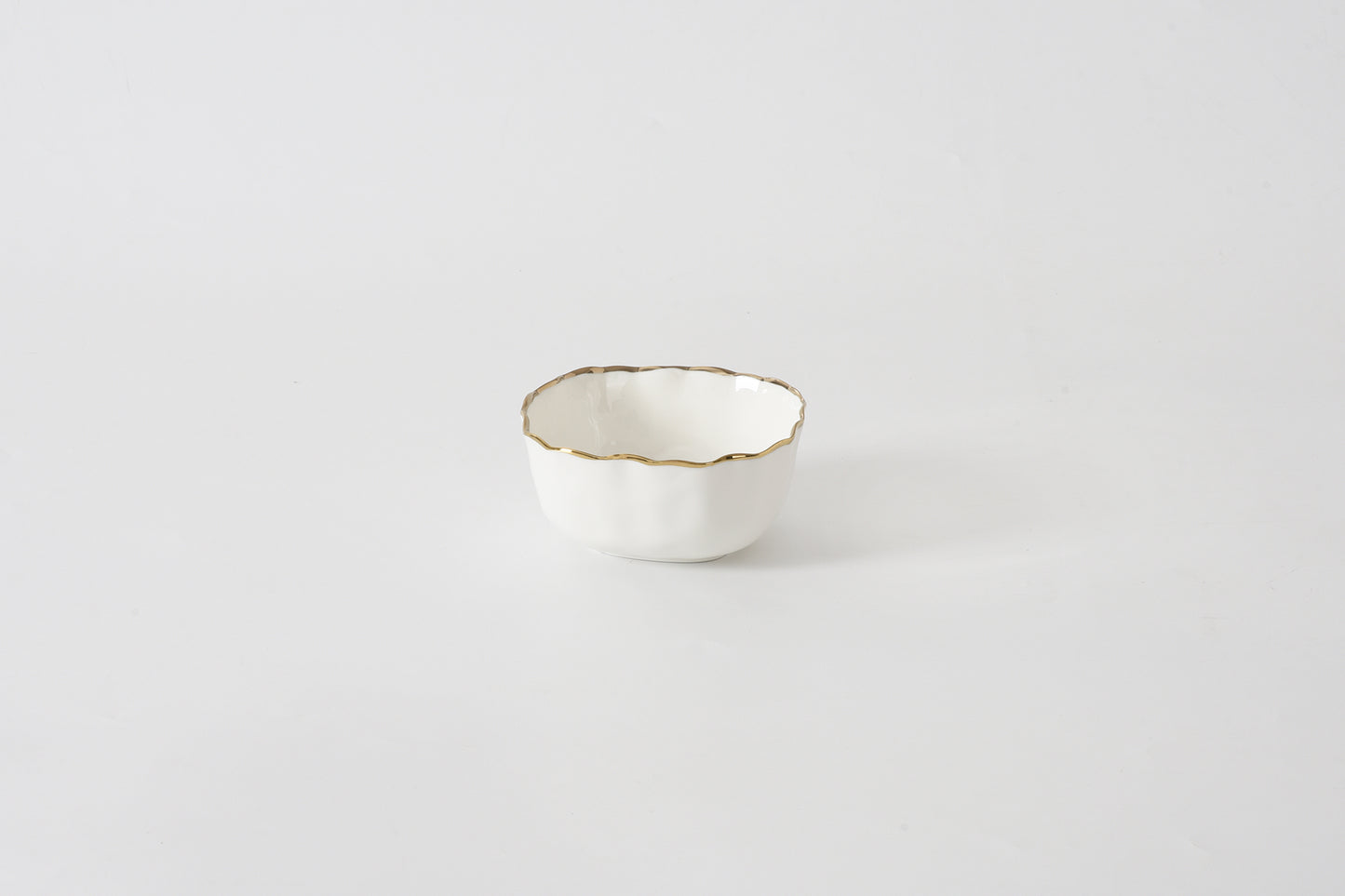 Portofino White Snack Bowl with Gold Rim