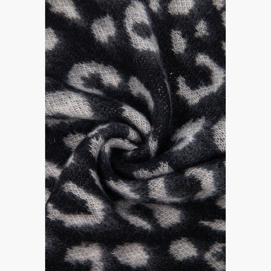 Black/White Leopard Scarf