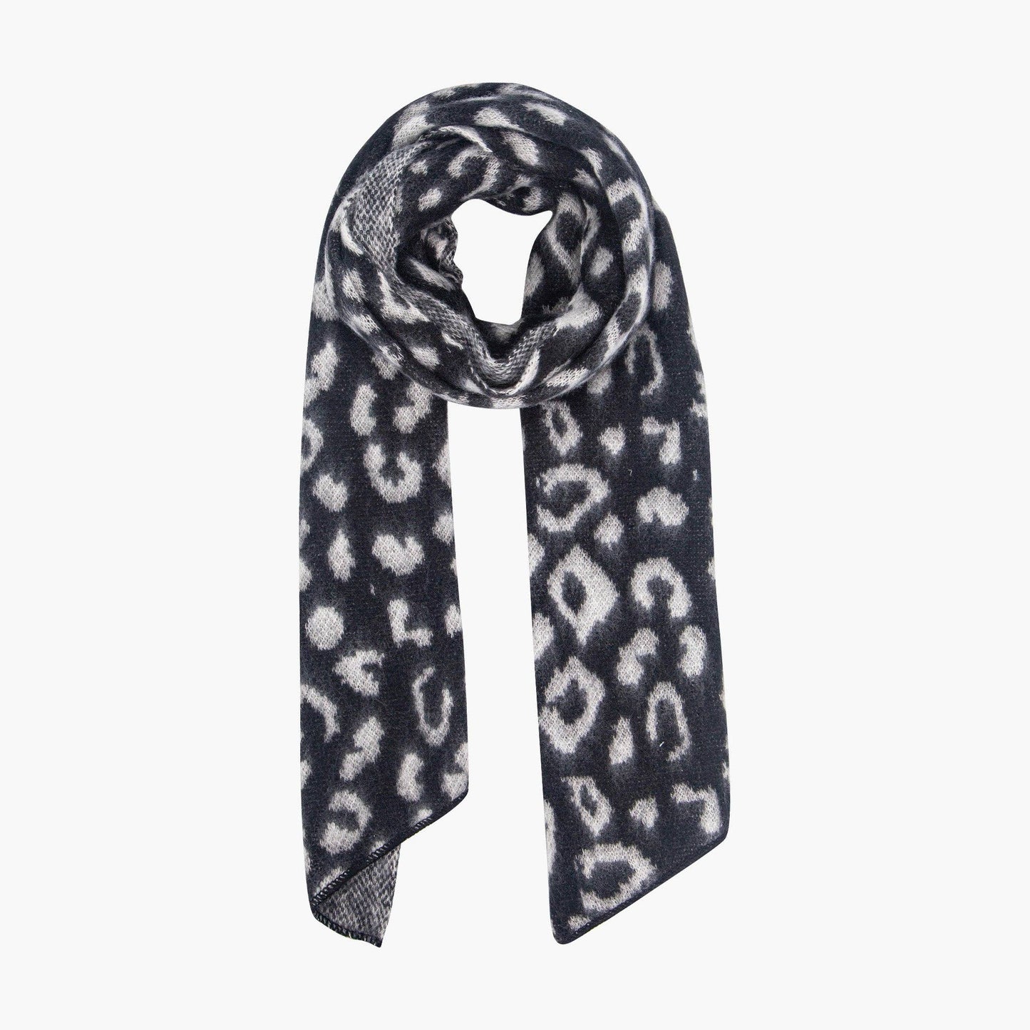 Black/White Leopard Scarf