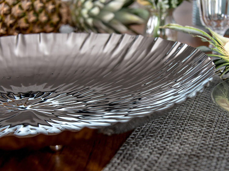 Silver Crinkled Round Platter, M