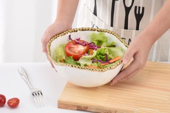 Medium Salad Bowl with Beaded Edging